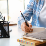 Jak pomóc dziecku w czytaniu trudnych tekstów w podręcznikach?